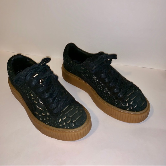 Puma Shoes - Rihanna Black and Gold Pumas⭐️Take 50% OFF